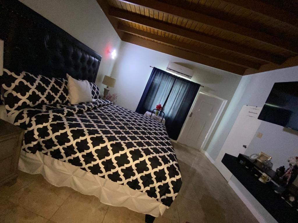 Portmore Exterior photo